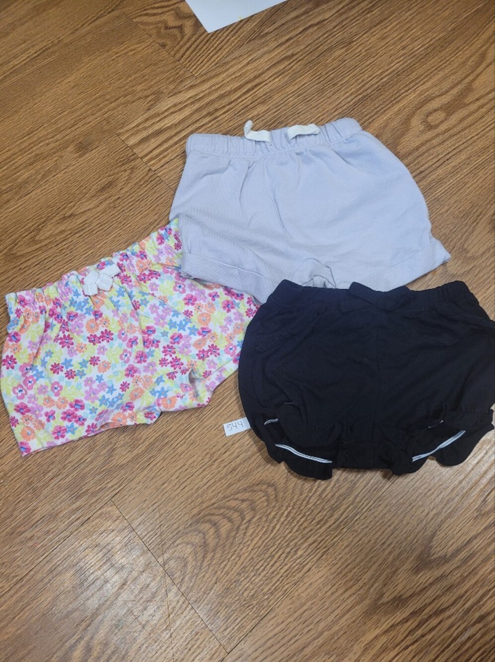 Assorted Infant Girls Shorts 9 Months Flowers Light Purple Black